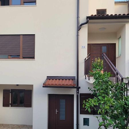 Apartment Irena-Pula Marina Ngoại thất bức ảnh